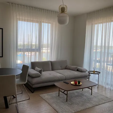 Waterfront Kalemegdan And River View With Garage Belgrad