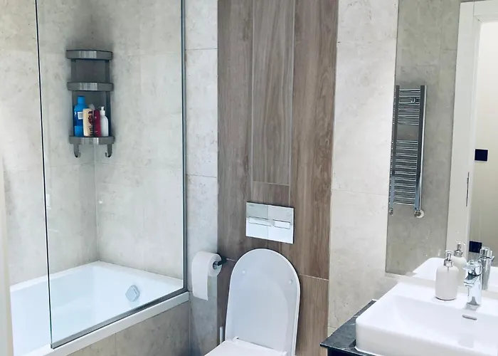 Waterfront Kalemegdan And River View With Garage Apartment