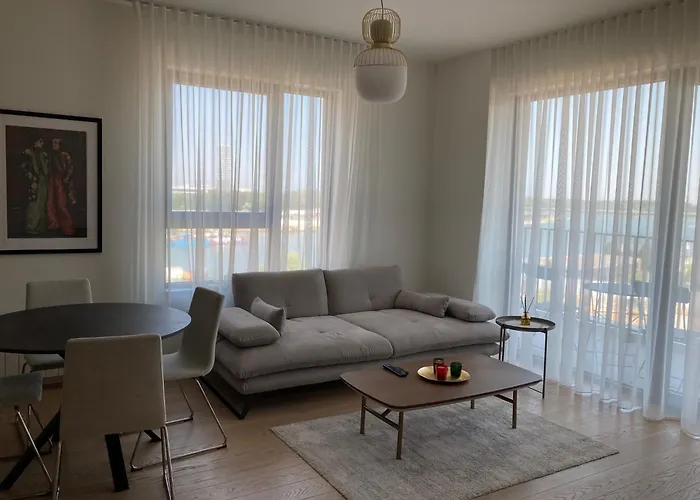 Waterfront Kalemegdan And River View With Garage Belgrad